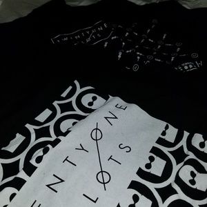 bundle of 2 twenty one pilots shirts